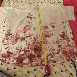 Women white pink floral tee